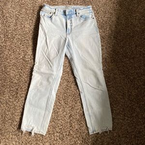 Abercrombie & Fitch “the mom high rise” jeans